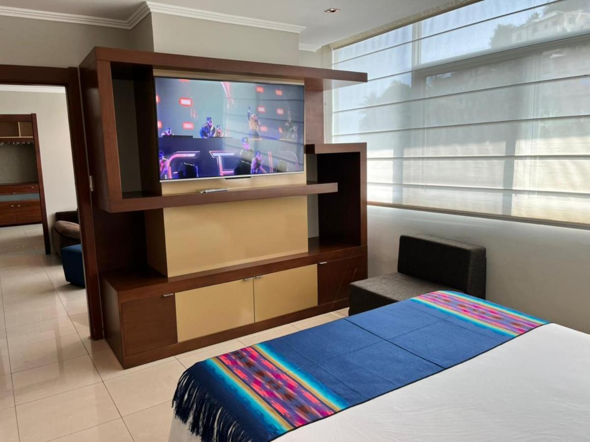 Puerto Santa Ana Suites גוויאקיל מראה חיצוני תמונה