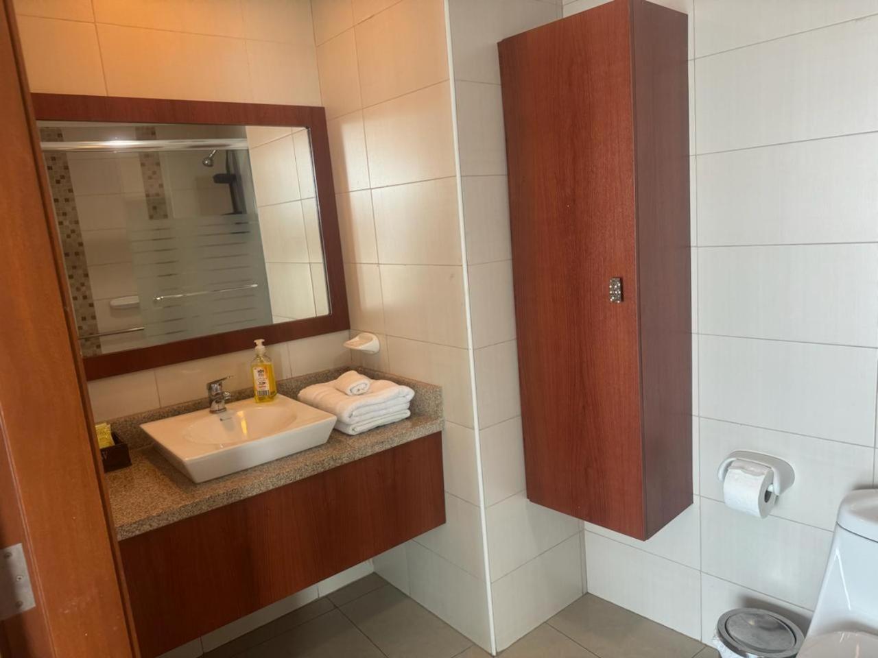 Puerto Santa Ana Suites גוויאקיל מראה חיצוני תמונה