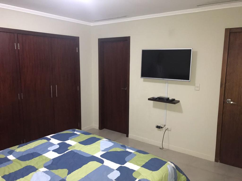 Puerto Santa Ana Suites גוויאקיל מראה חיצוני תמונה