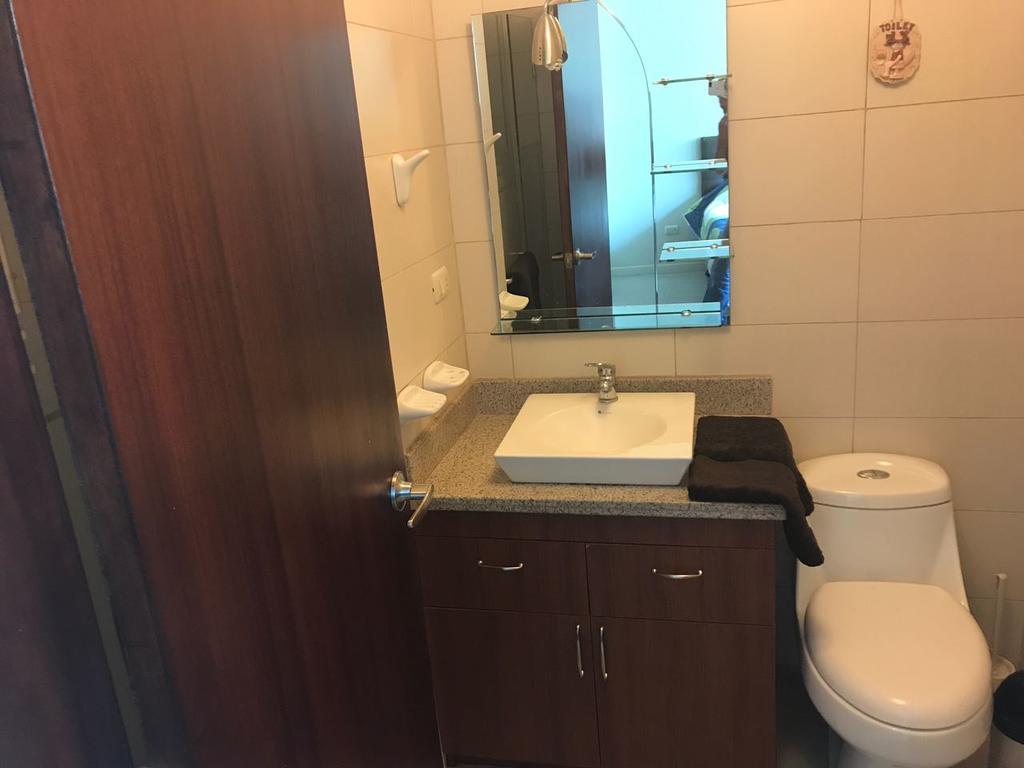 Puerto Santa Ana Suites גוויאקיל מראה חיצוני תמונה
