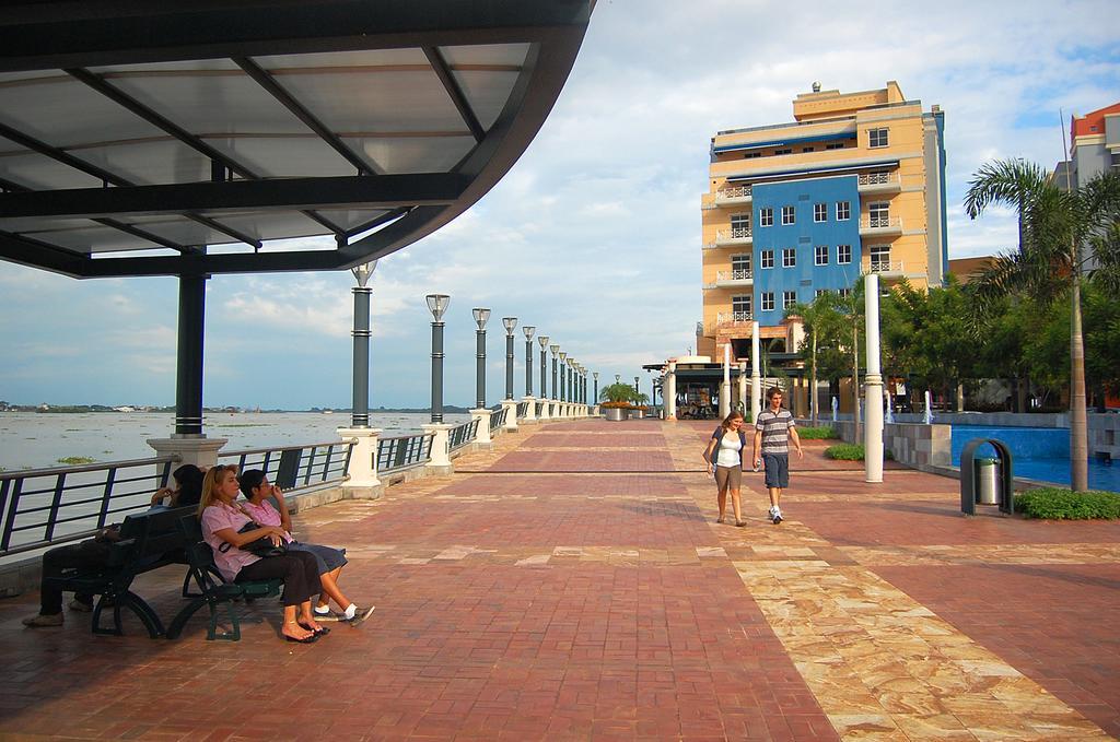 Puerto Santa Ana Suites גוויאקיל מראה חיצוני תמונה